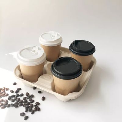 Os utensílios de mesa biodegradáveis livres plásticos 2 do bagaço 4 copos 28g removem o portador do copo de papel